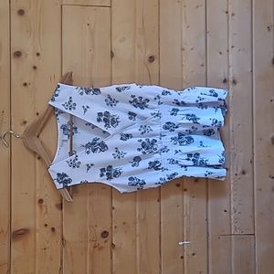 Chelsea28 Sleeveless Top